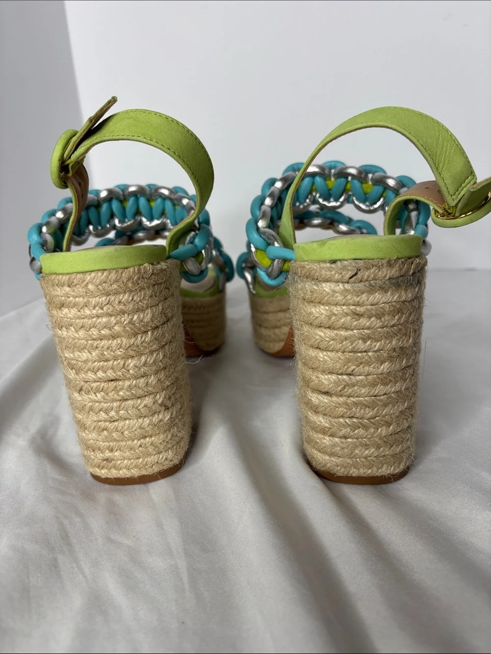 Schutz Juliet Heels in Lime Suede Leather Size 8.5B  Party Ready Vacation